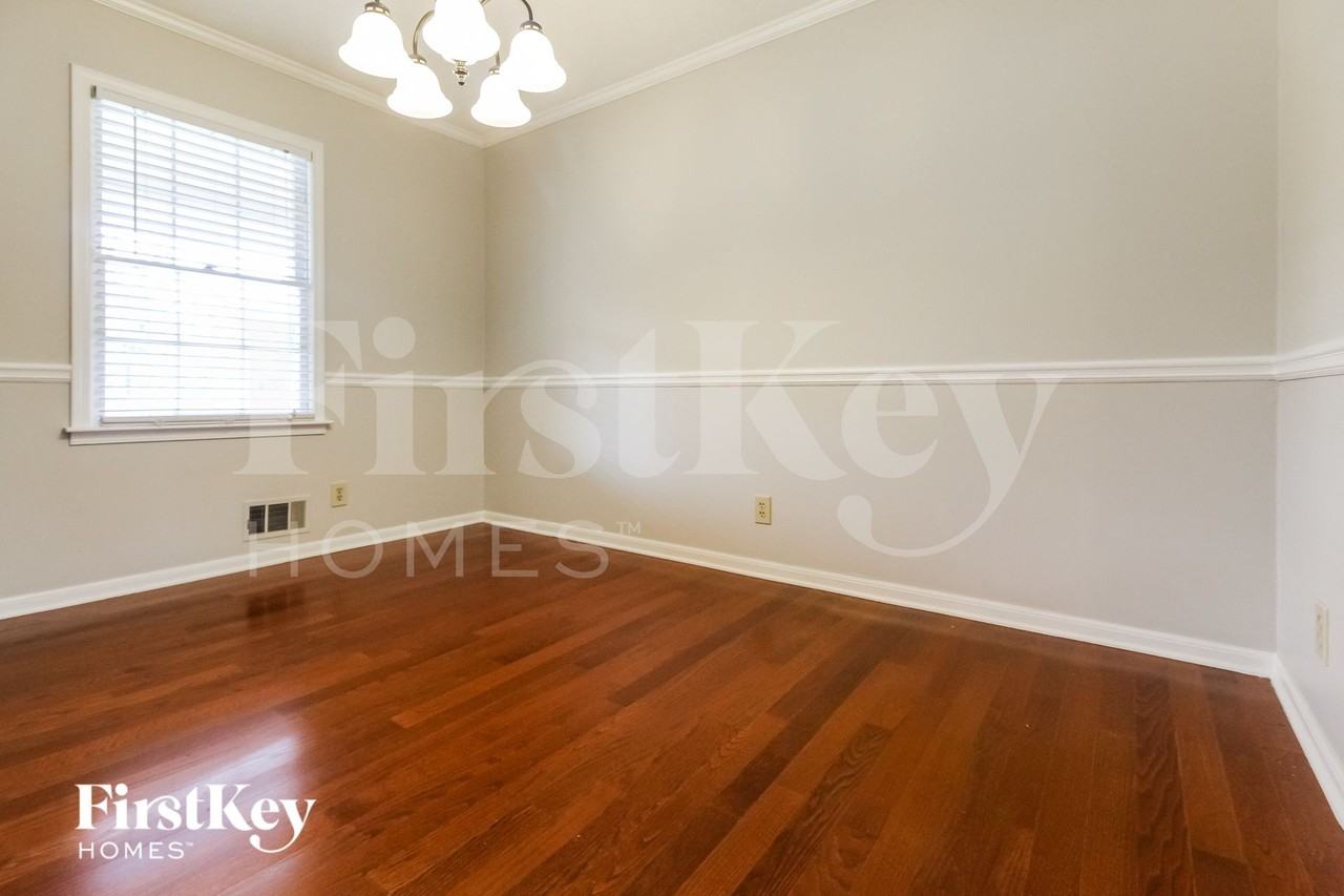 2256 Street Deville - Photo 4 of 15
