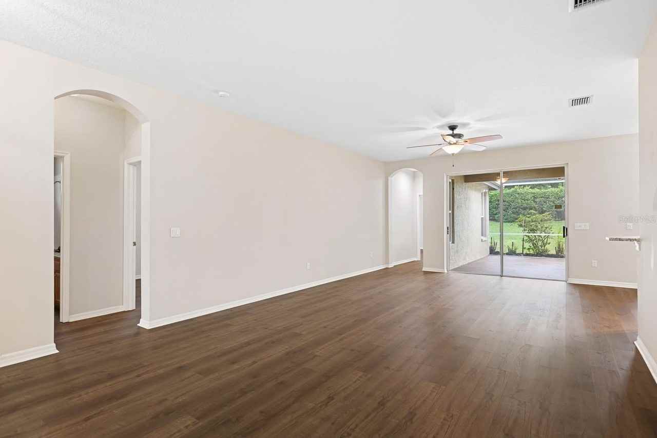 5656 Rockfield Loop - Photo 7 of 36