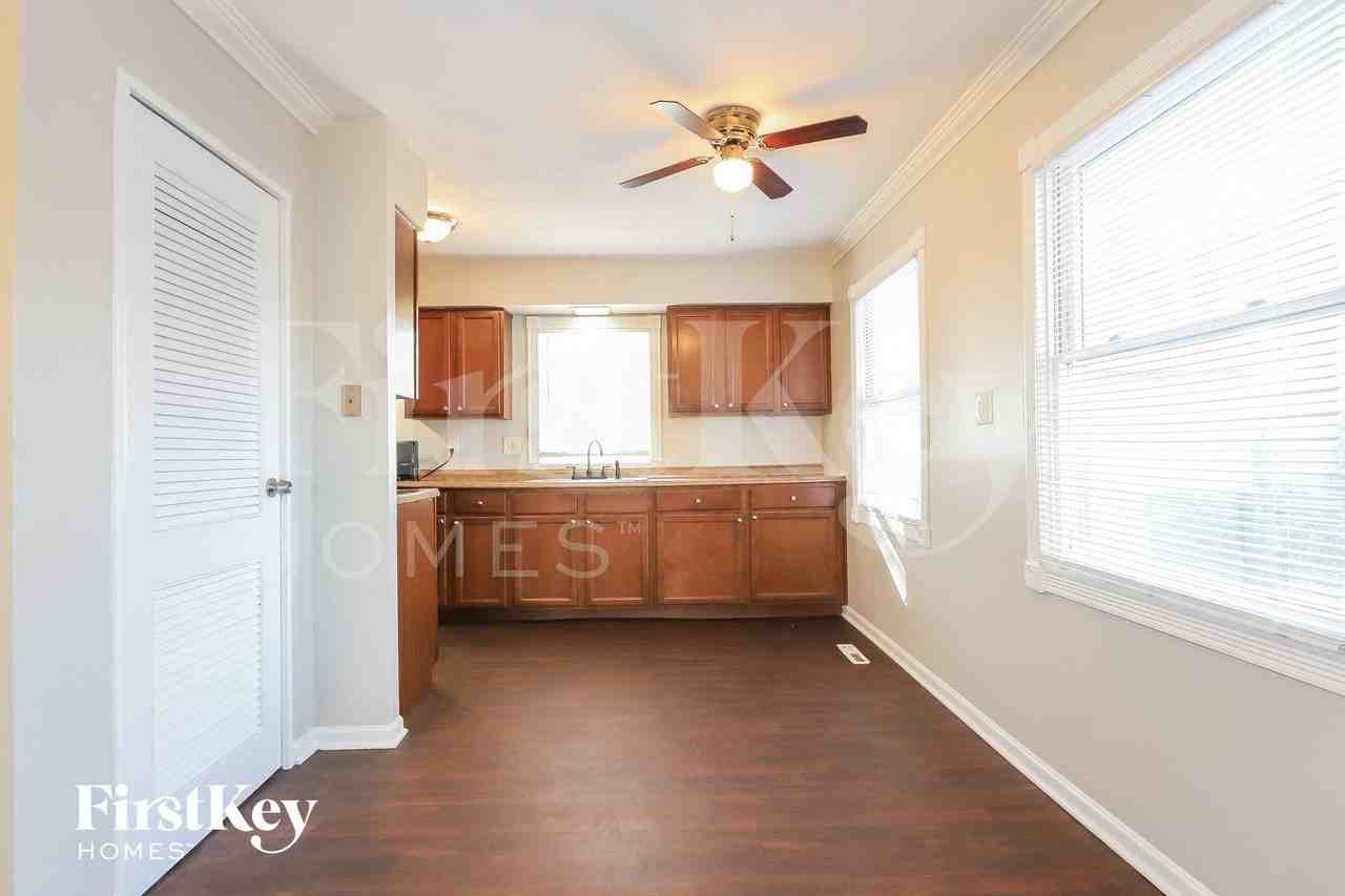 203 Caddy Ave - Photo 6 of 14