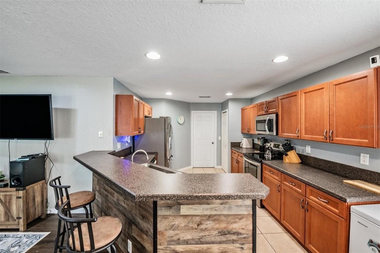 11367 Cocoa Beach Dr - Photo 7 of 21