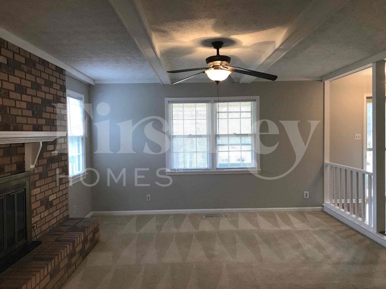 2029 Abington Ln - Photo 3 of 19