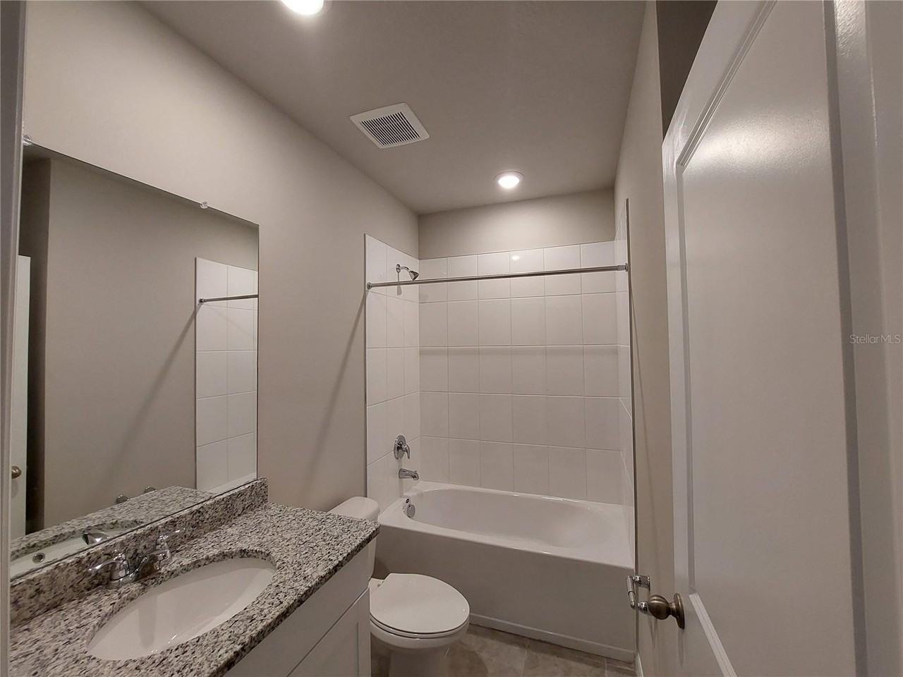 34609 Telluride Ln - Photo 4 of 8