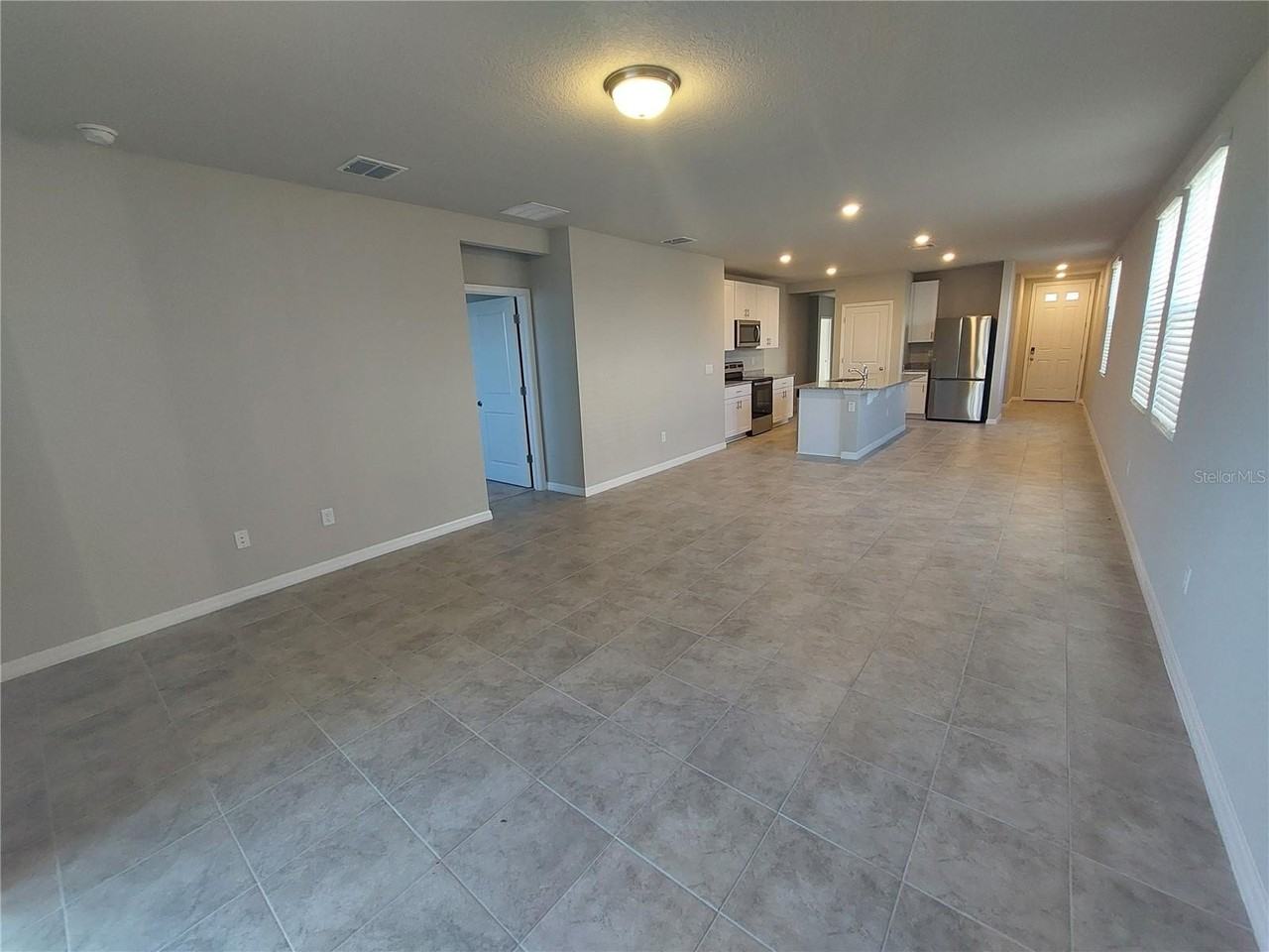 34609 Telluride Ln - Photo 5 of 8