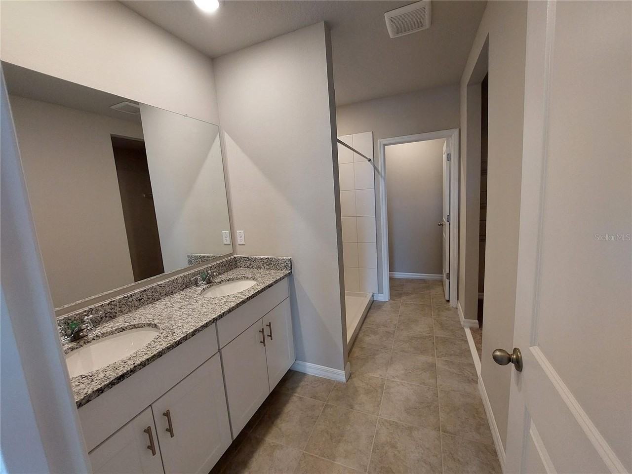 34609 Telluride Ln - Photo 7 of 8