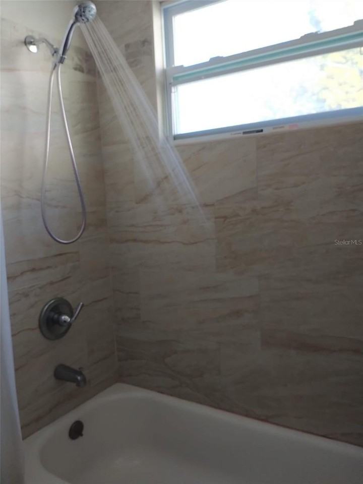 6224 Florida Dr - Photo 5 of 13