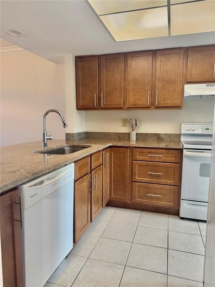 4620 Bay Blvd #1116 - Photo 7 of 40