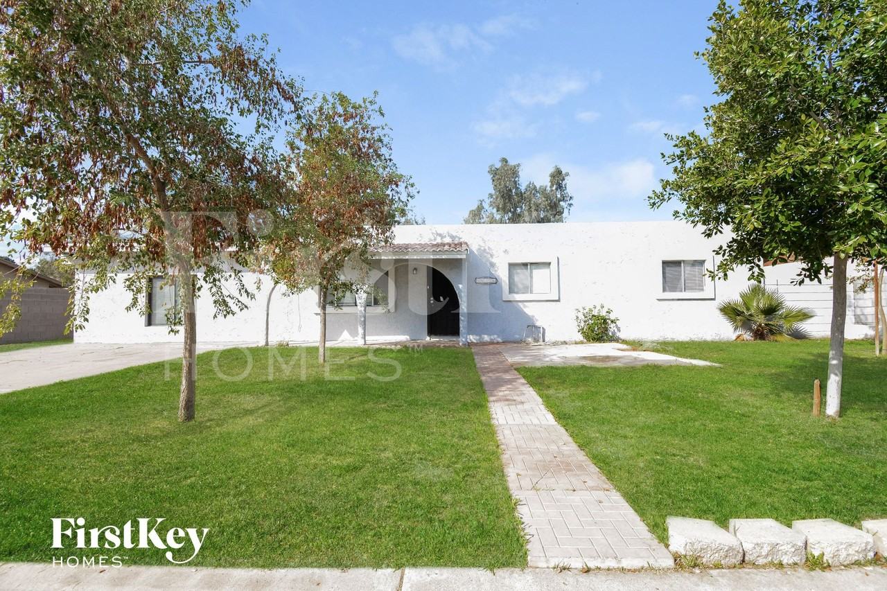 18216 N 24th Dr