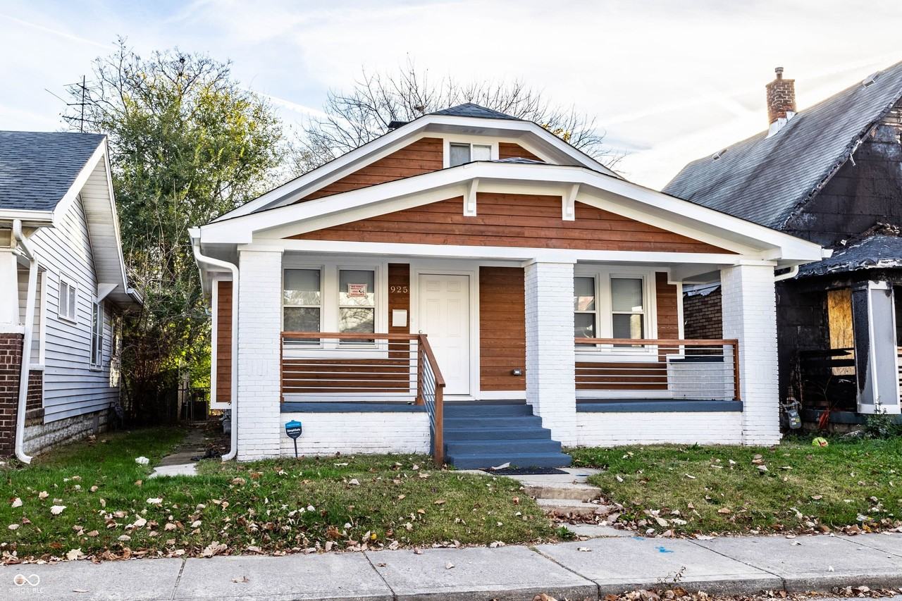 925 N Oxford St - Photo 2 of 38