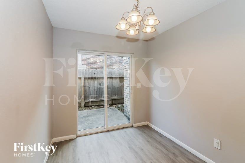 18115 Brooknoll Dr - Photo 6 of 16