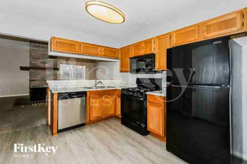 18115 Brooknoll Dr - Photo 7 of 16