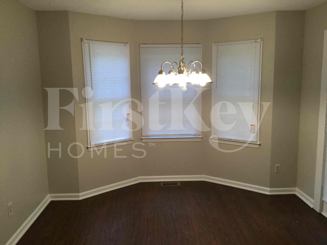 1775 Independence Dr - Photo 4 of 15