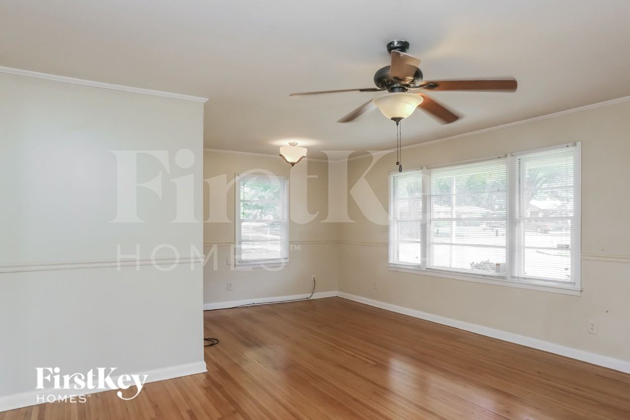 1449 Flamingo Rd - Photo 2 of 18