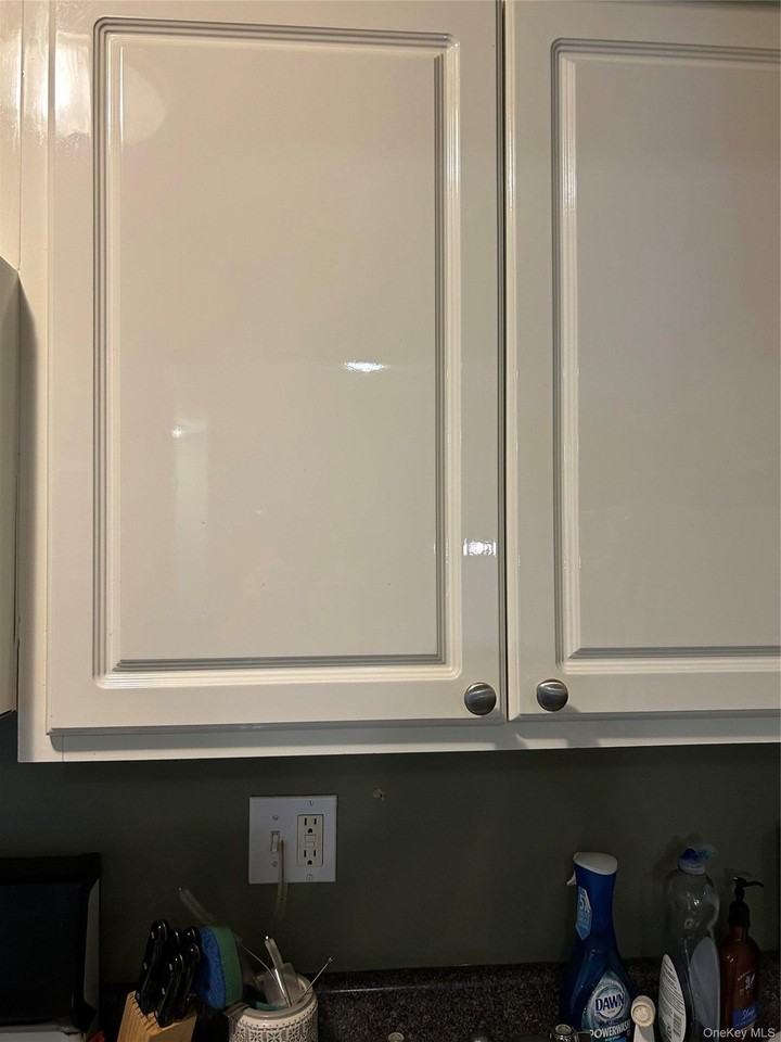 8 Charles Ln #2B - Photo 5 of 23