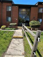 featured image of 8 Charles Ln #2B