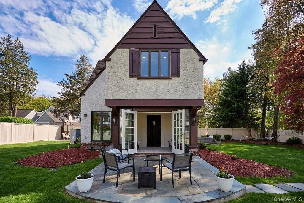 4 Glenwolde Park - Photo 4 of 50