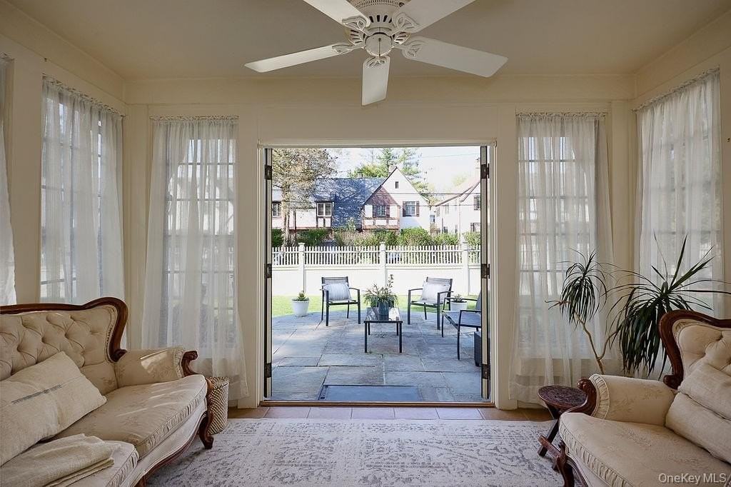 4 Glenwolde Park - Photo 5 of 50