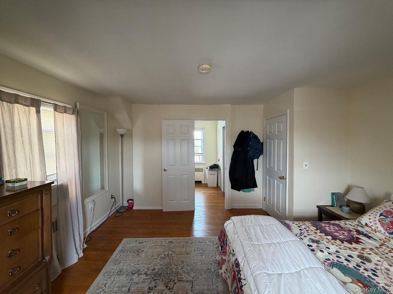 150 Lincoln Ave E - Photo 7 of 11