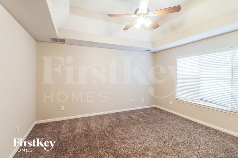 120 Heather Woods Ct - Photo 6 of 16