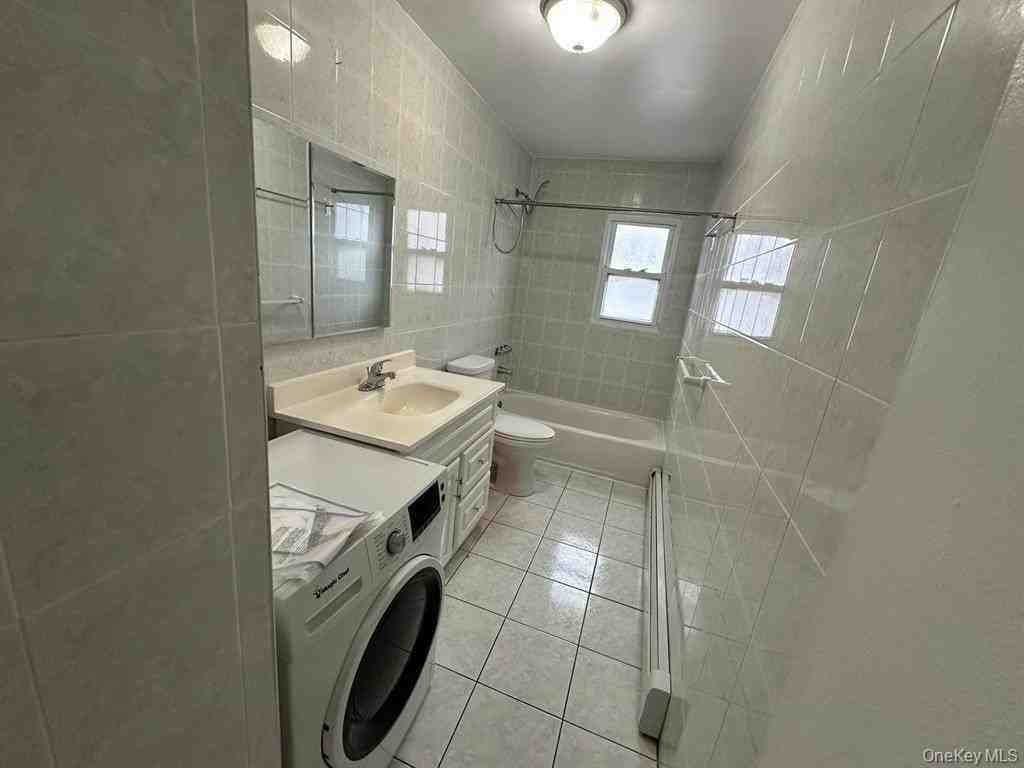 2610 203rd St - Photo 7 of 12