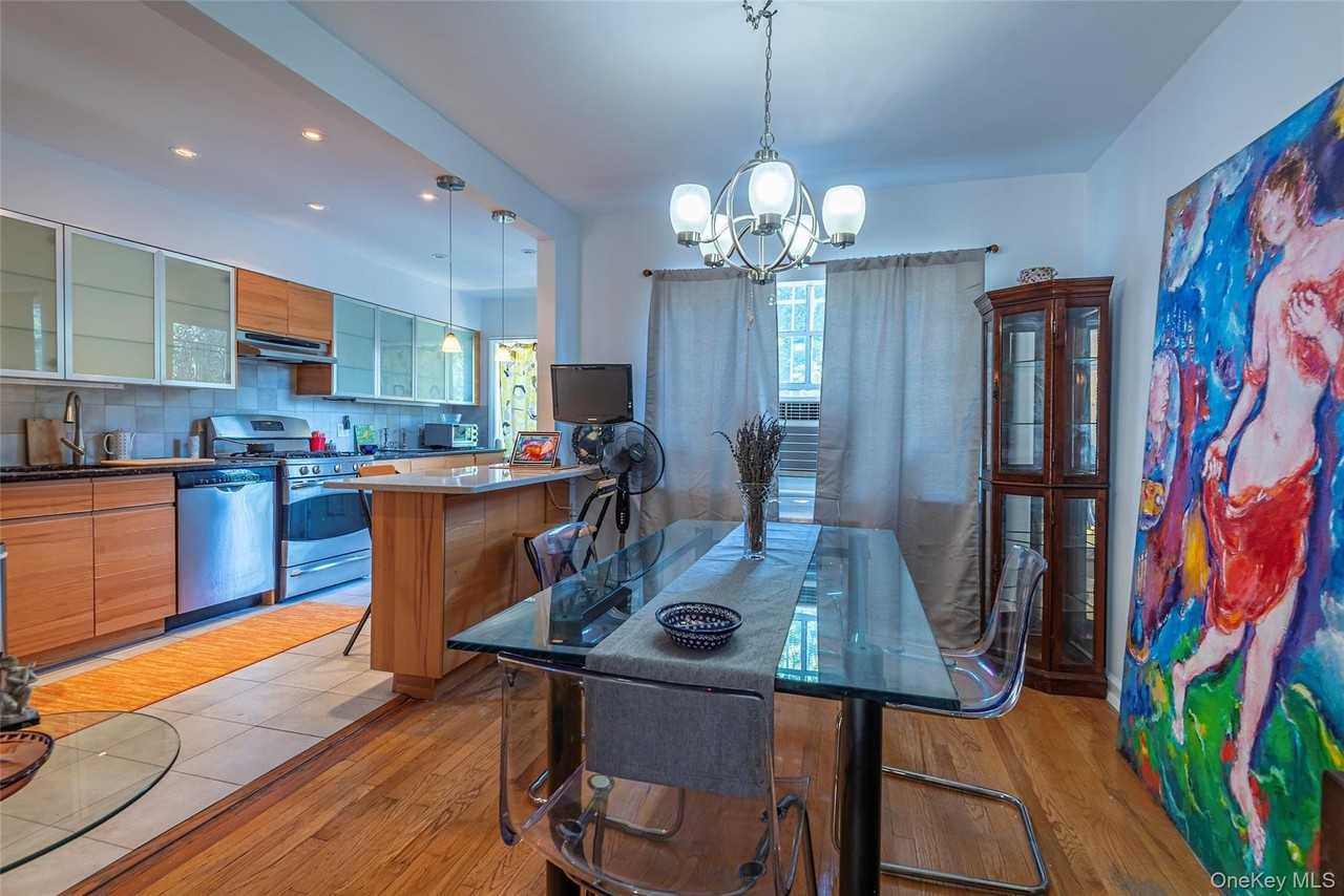 6525 Alderton St - Photo 7 of 30
