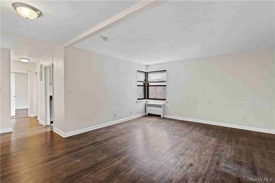 33 William St #5F - Photo 4 of 18
