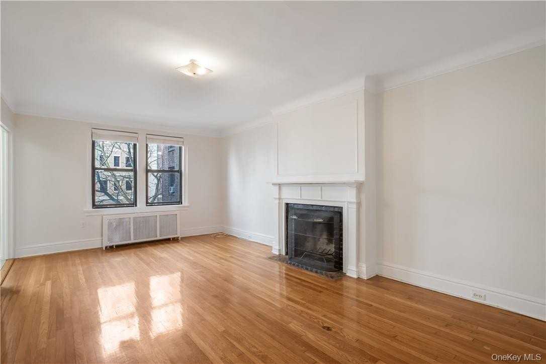 250 Martine Ave #4E - Photo 3 of 20