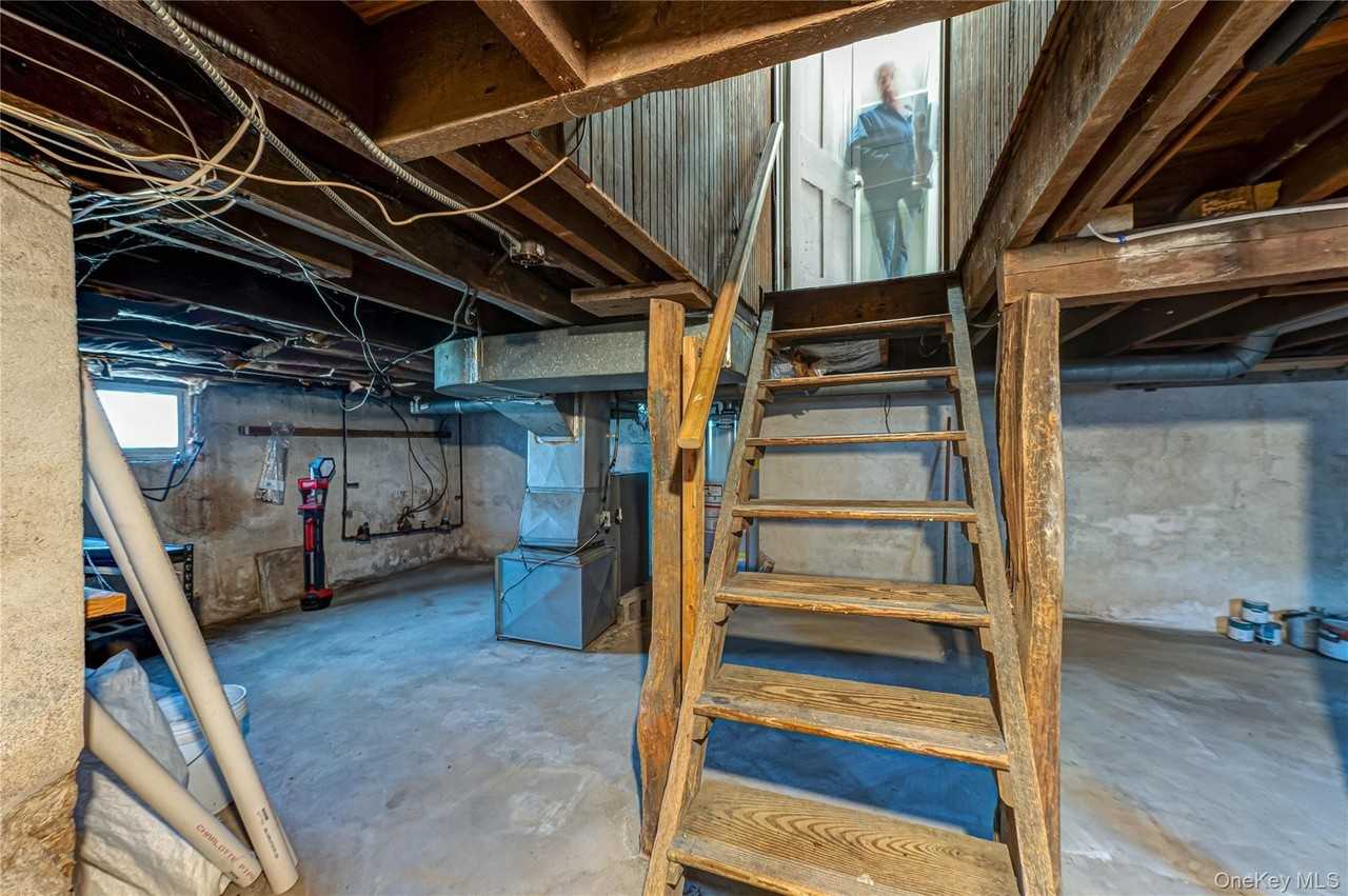 40 Bayside Ave - Photo 7 of 15