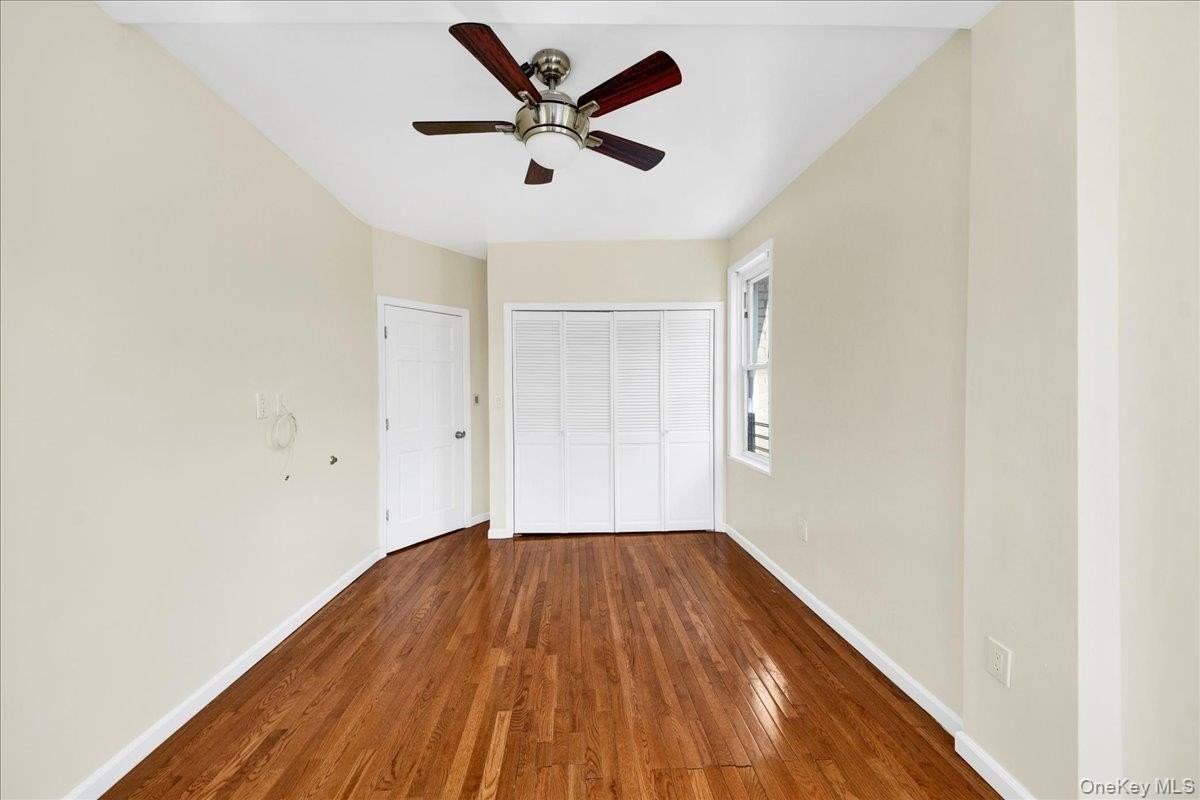1129 E 221st St #3 - Photo 7 of 13