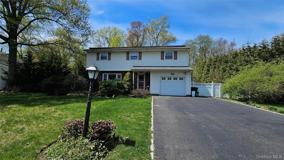 72 Schriever Ln - Photo 1 of 1