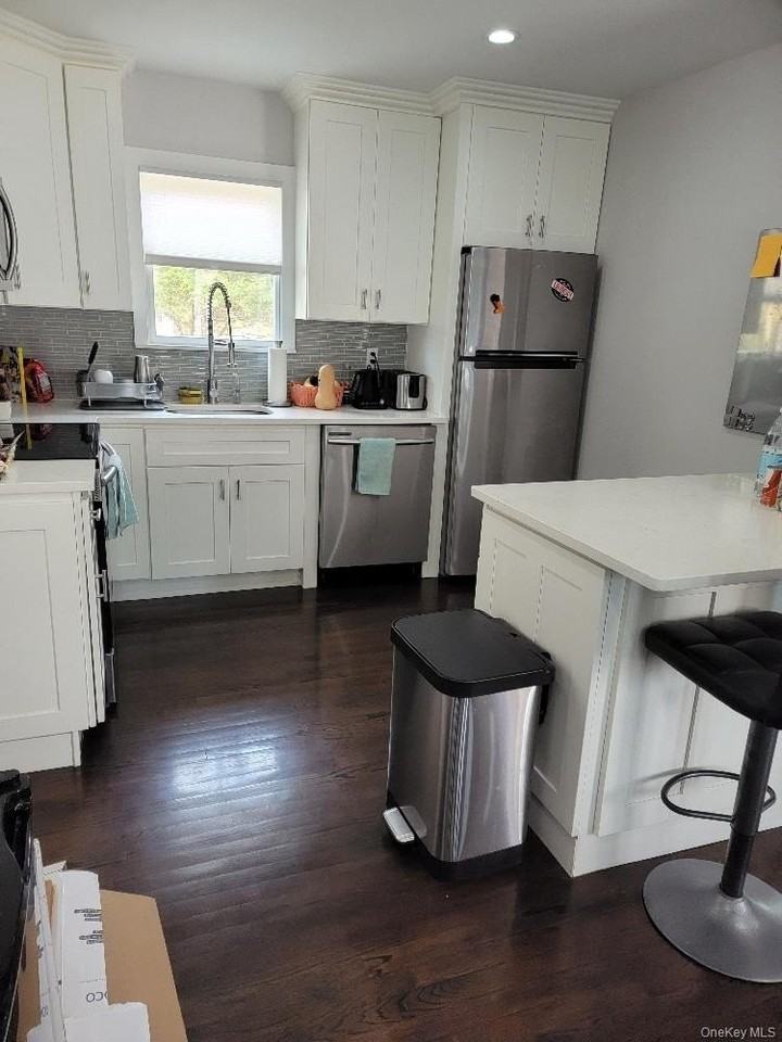 150 Ponquogue Ave - Photo 2 of 18