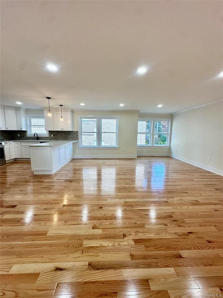 219 Mile Square Rd - Photo 2 of 20