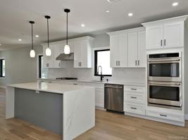 featured image of 23 Hudson Ave #1