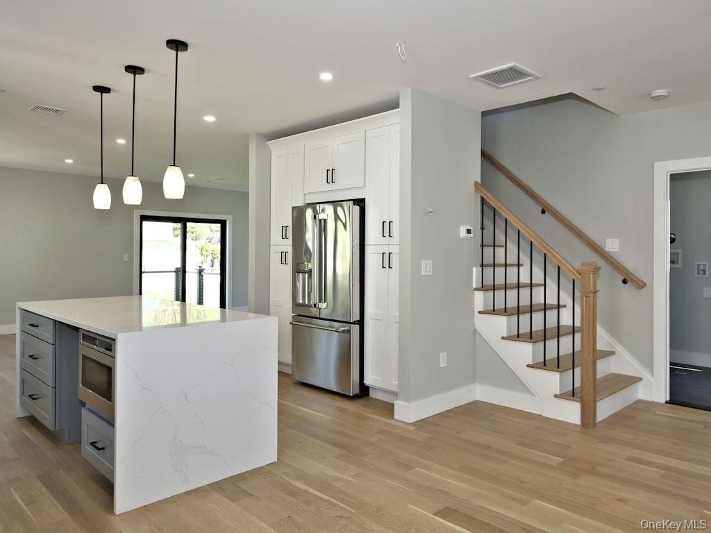 23 Hudson Ave #1 - Photo 5 of 20