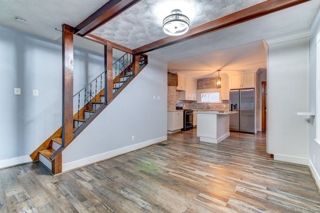 88 Glover Ave #88 - Photo 5 of 29