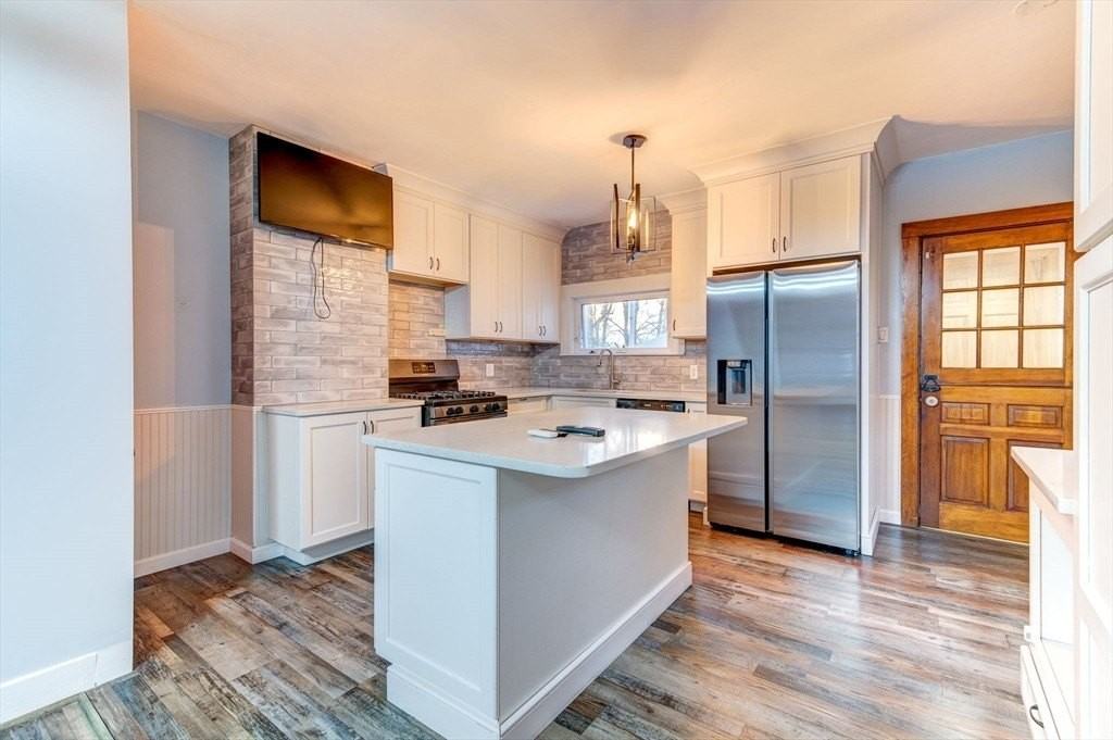 88 Glover Ave #88 - Photo 6 of 29