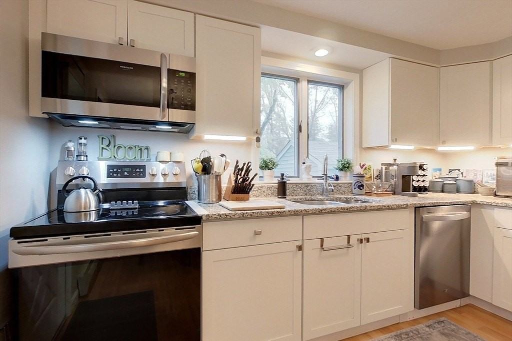 104 Squannacook Rd #B - Photo 3 of 19