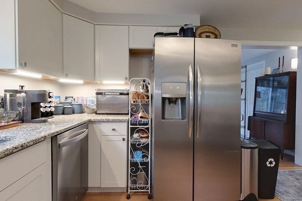 104 Squannacook Rd #B - Photo 4 of 19