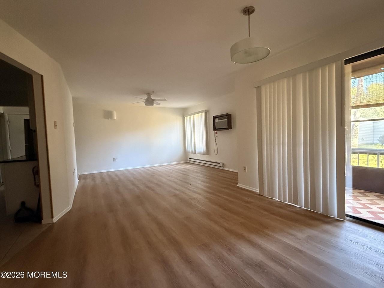 79 Overlook Way #D - Photo 4 of 9
