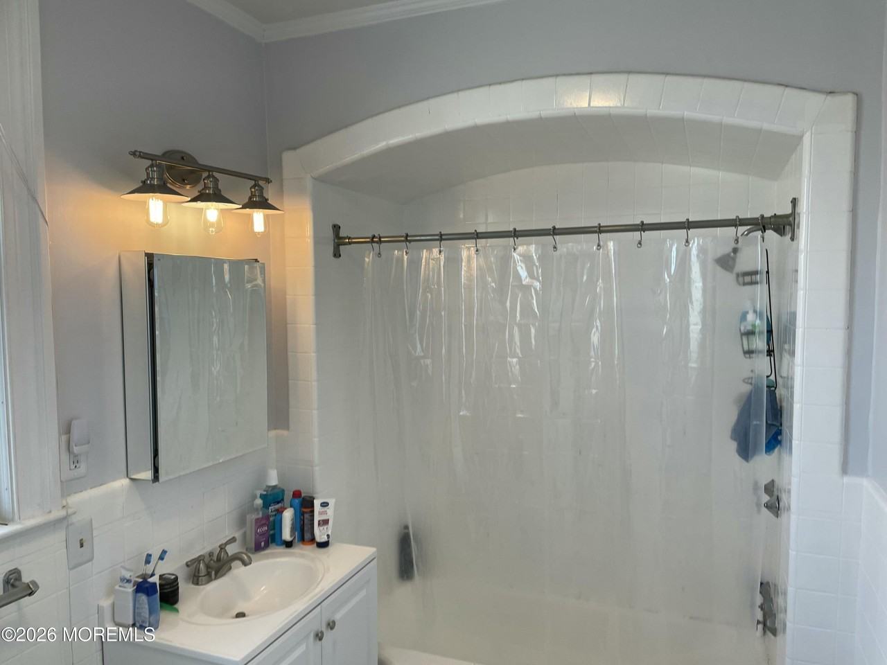 400 Asbury Ave #4 - Photo 6 of 7