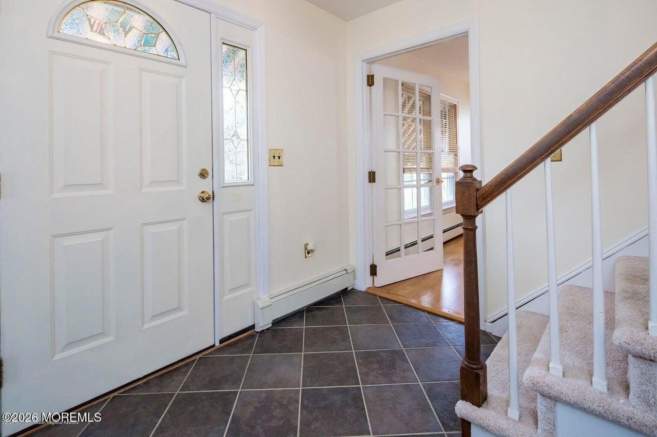 69 Lafayette St - Photo 3 of 25