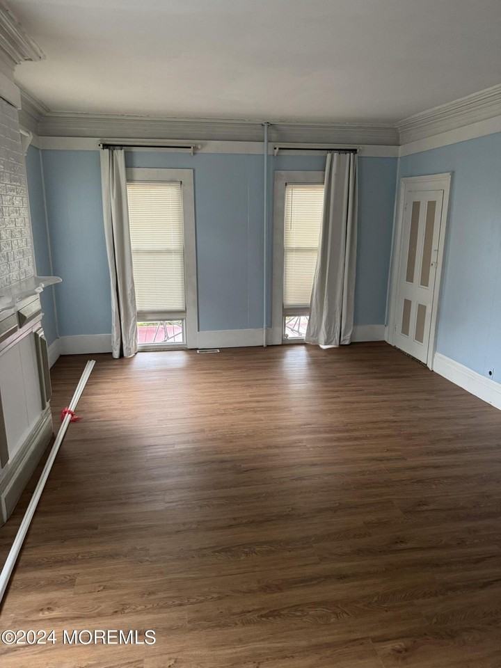 84 Atlantic Ave #1 - Photo 3 of 12