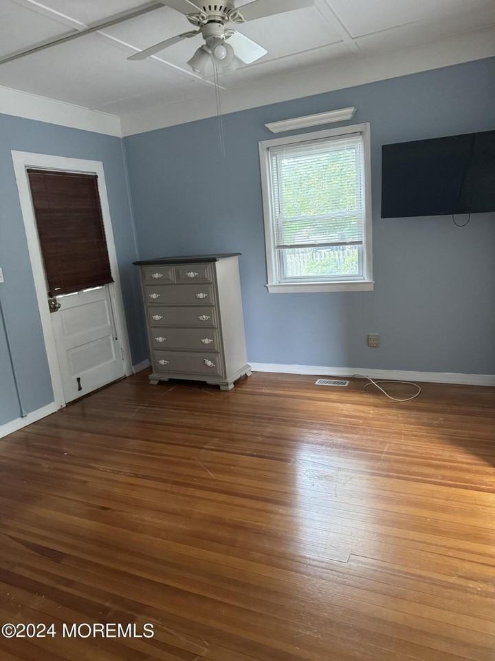 84 Atlantic Ave #1 - Photo 4 of 12