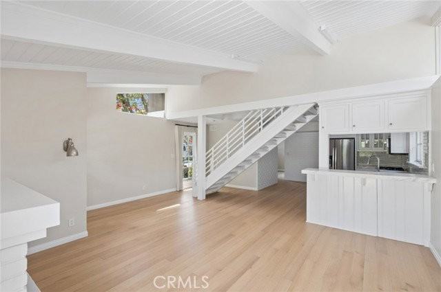421 Fernleaf Ave - Photo 5 of 8