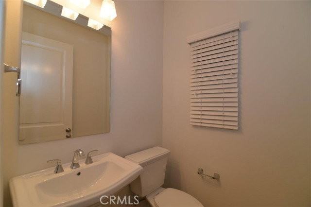 94 Strawberry Grv - Photo 3 of 7