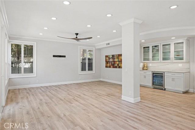 11 Leicester Ct - Photo 7 of 8