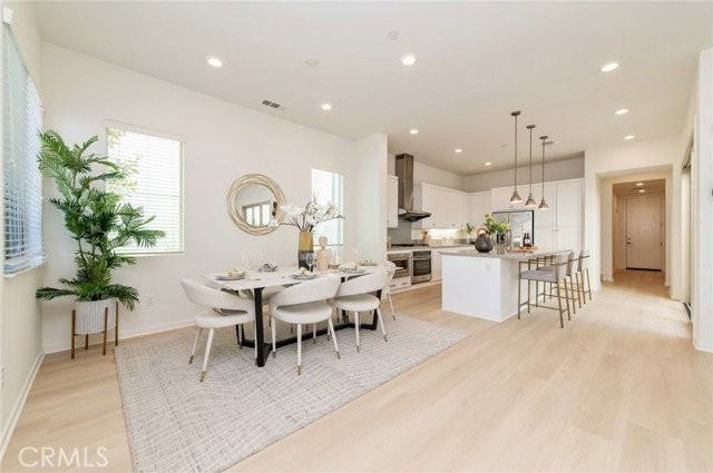 112 Stellar - Photo 3 of 8