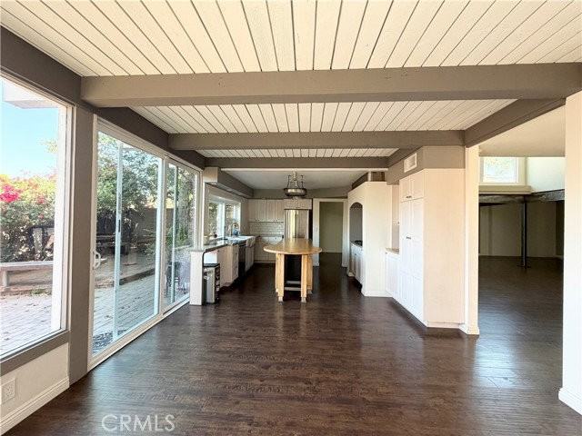 4891 Tamarack Way - Photo 2 of 8