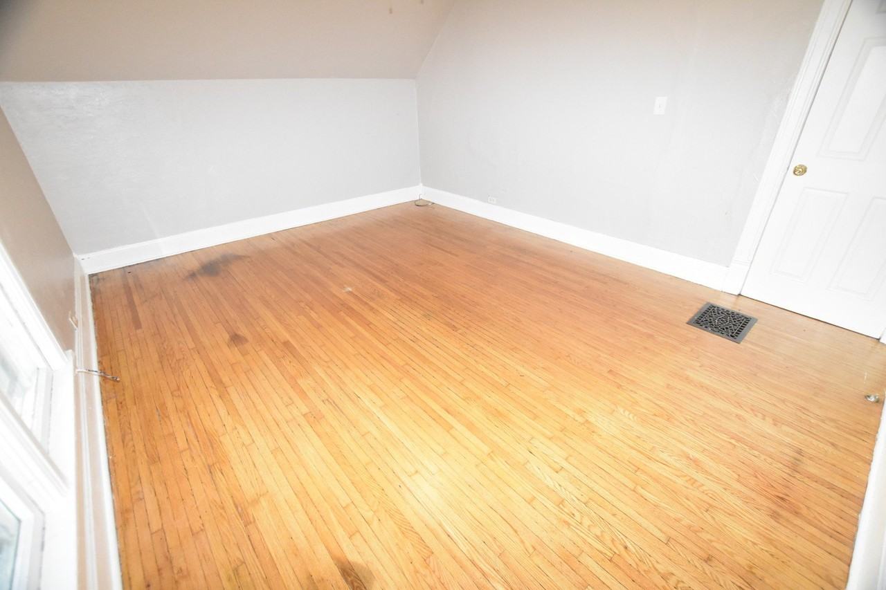 338 Marion Ave #2 - Photo 7 of 21