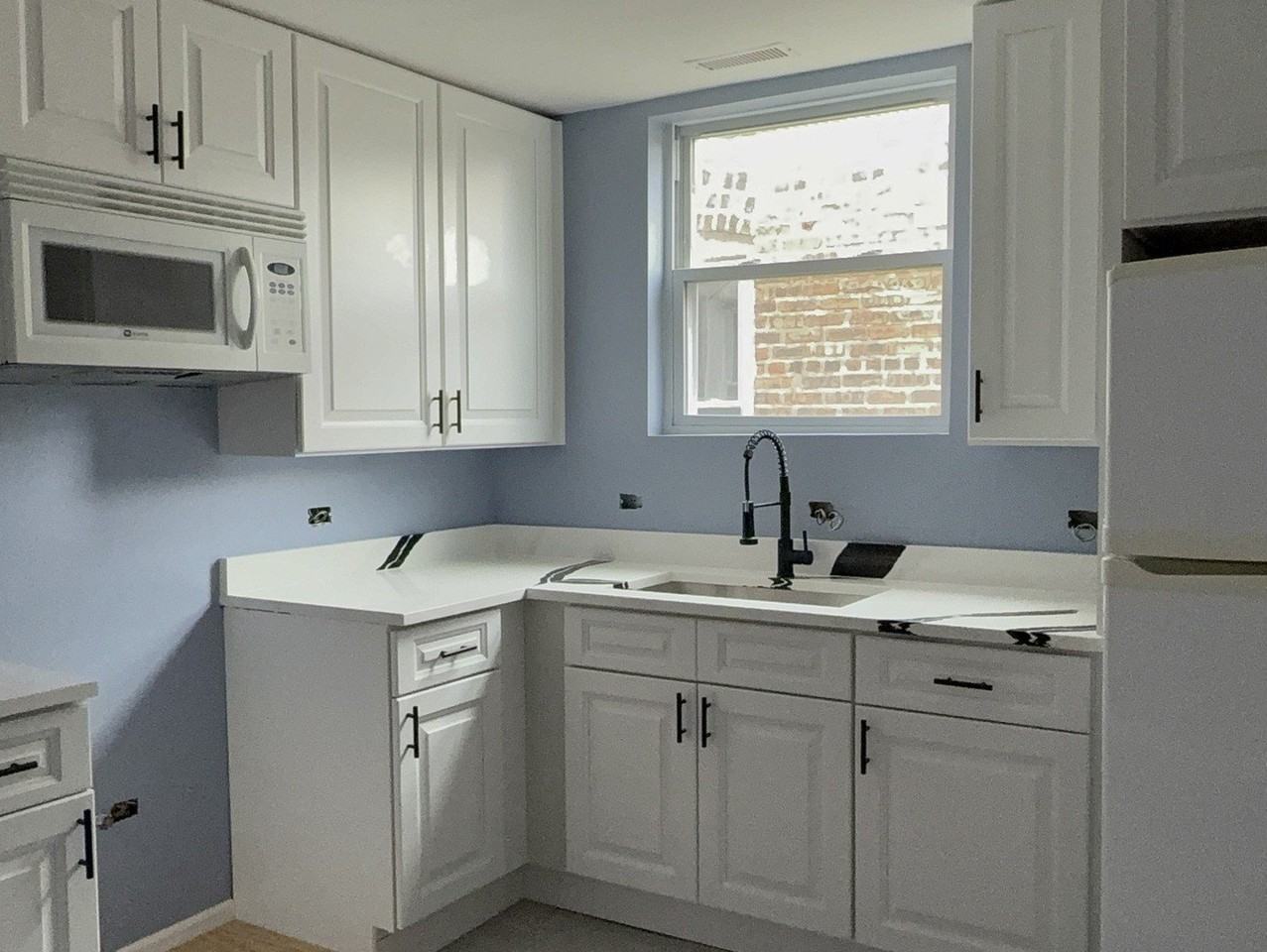 7958 S Kingston Ave #2 - Photo 5 of 9