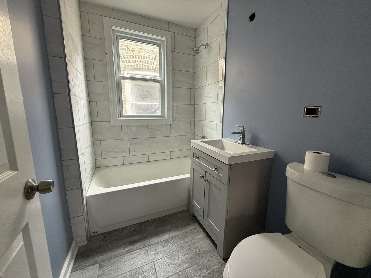 7958 S Kingston Ave #2 - Photo 6 of 9